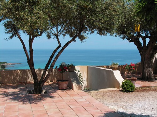 Charming villa - Dream panoramic view - beach 600m - near Porto Vecchio