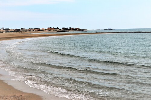 APPARTEMENT DE 75 M2 SANS VIS A VIS,EN PLEIN COEUR DE VILLE  AVEC CLIM ET FIBRE 