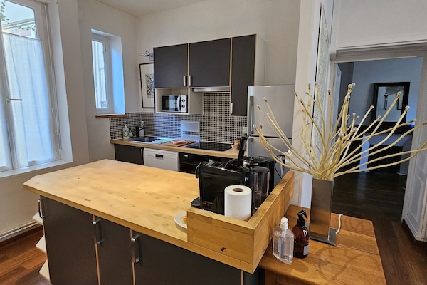 KĂŒhlschrank, Mikrowelle, Ofen, Herdplatte