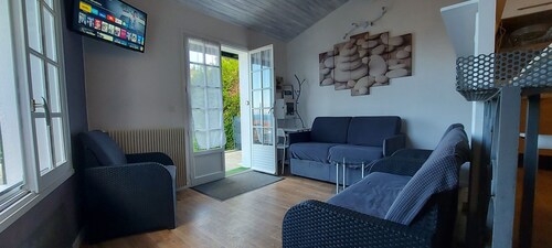 RARE & QUIET. 3-star villa with full ocean views. Sleeps 1 to 7 WIFI/Clim