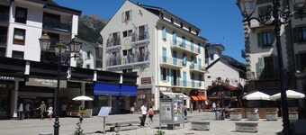 3 PRESTIGE ROOMS, FULL CENTER, 4 STARS