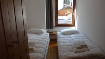 2 bedrooms, iron/ironing board, travel crib, free WiFi