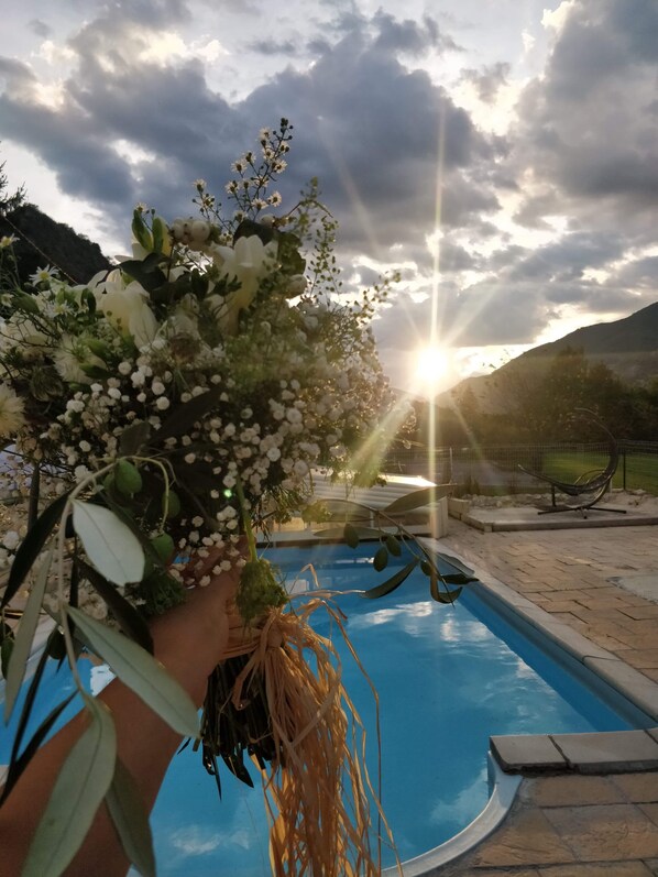 Et oppvarmet basseng