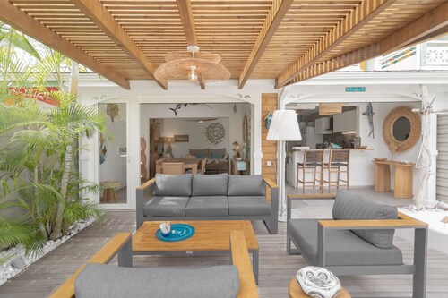 Chic Villa - Pool - Orient Bay, 150 meters from the beach!