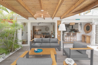 Chic Villa - Pool - Orient Bay, 150 meters from the beach!