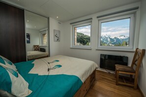 3 chambres, fer et planche à repasser, lit parapluie, Wi-Fi