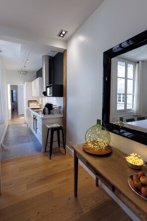 Fridge, microwave, oven, stovetop - Location les merciers: 5 people La Rochelle. (La Rochelle)