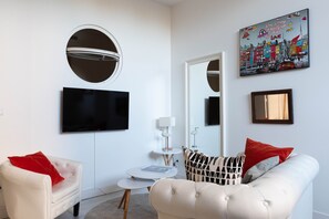 Televisie, boeken en een stereo