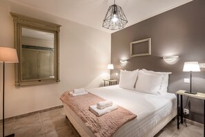 4 chambres, fer et planche Ă repasser, Wi-Fi, draps fournis