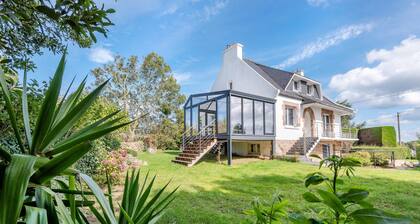 VILLA VICTORINE : 8 pers. cote sauvage avec véranda