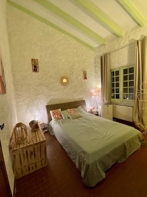 3 habitaciones, tabla de planchar con plancha y wifi gratis