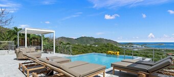 Villa Turquoze, una vista excepcional en Orient Bay
