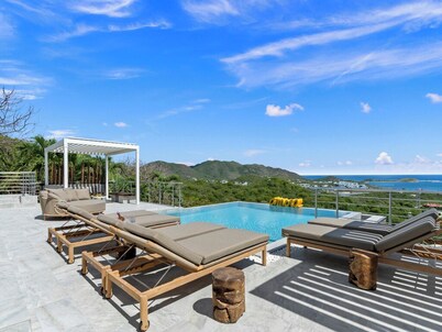 Villa Turquoze, an astonishing view on Orient Baie