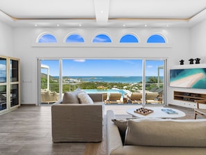 TV, video games, DVD player, stereo - Villa Turquoze, an astonishing view on Orient Baie (Saint Martin)