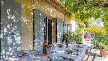 Restauration extérieure