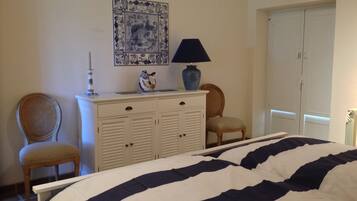 4 soveværelser, strygejern/strygebræt, Wi-Fi, sengetøj