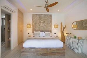 3 chambres, coffres-forts dans les chambres, fer et planche à repasser