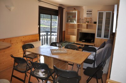 St LARY SOULAN PLA D'ADET at the foot of the slopes, south facing 2 stars