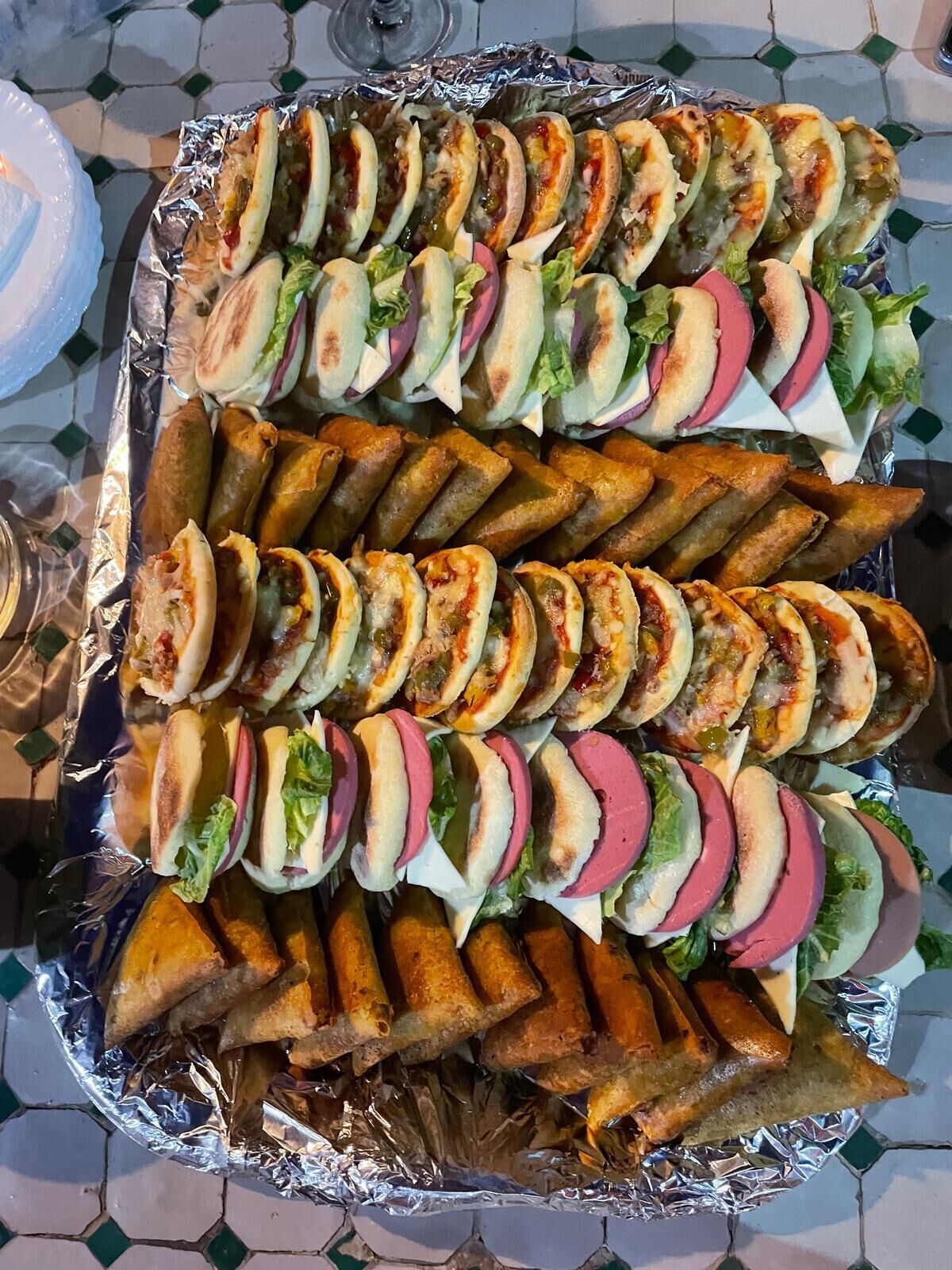 餐飲