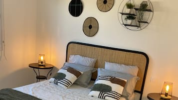3 chambres, fer et planche à repasser, lit parapluie, Wi-Fi gratuit