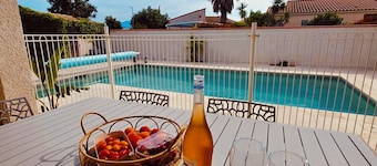 Forget your worries in this spacious, serene, fully air-conditioned villa.