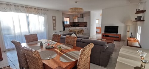 Forget your worries in this spacious, serene, fully air-conditioned villa.