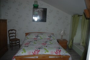 4 soverom, strykejern/-brett og wi-fi (inkludert)