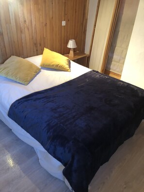 3 Schlafzimmer, Bügeleisen/Bügelbrett, kostenloses WLAN