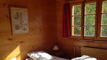 6 間睡房、熨斗/熨衫板、可攜式嬰兒床、免費 Wi-Fi