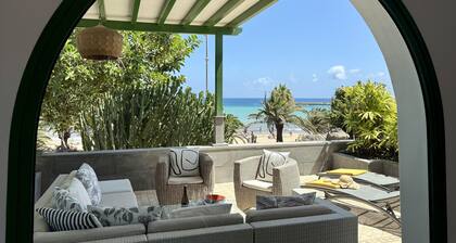 Villa feet in the water, really!