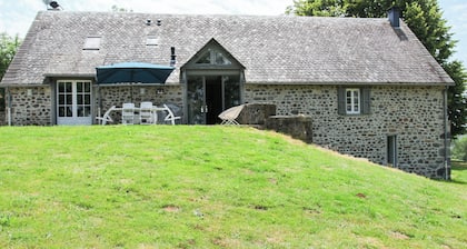 Gran casa de campo **** renovada en el campo.