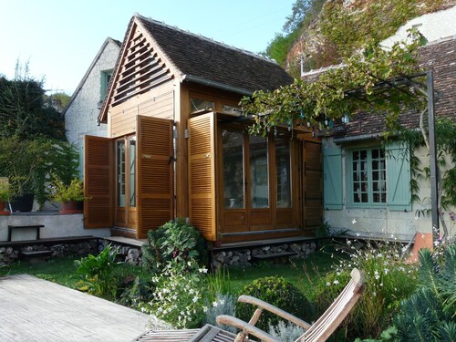 Maison indépendante plein sud avec piscine privée et vue panoramique sur le Cher