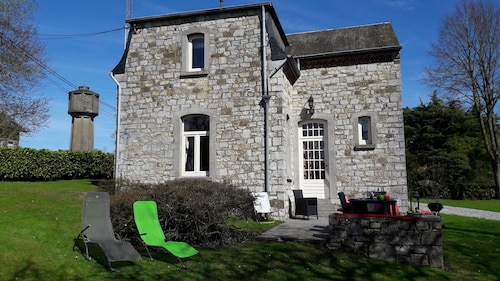 Charming cottage with large garden in Dinant