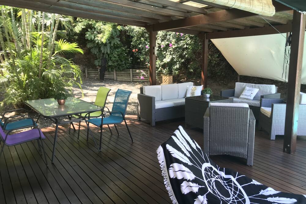 A haven of peace in Nouméa! Charming F5 villa with swimming pool and enclosed garden.