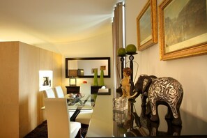 2 bedrooms, iron/ironing board, travel crib, free WiFi