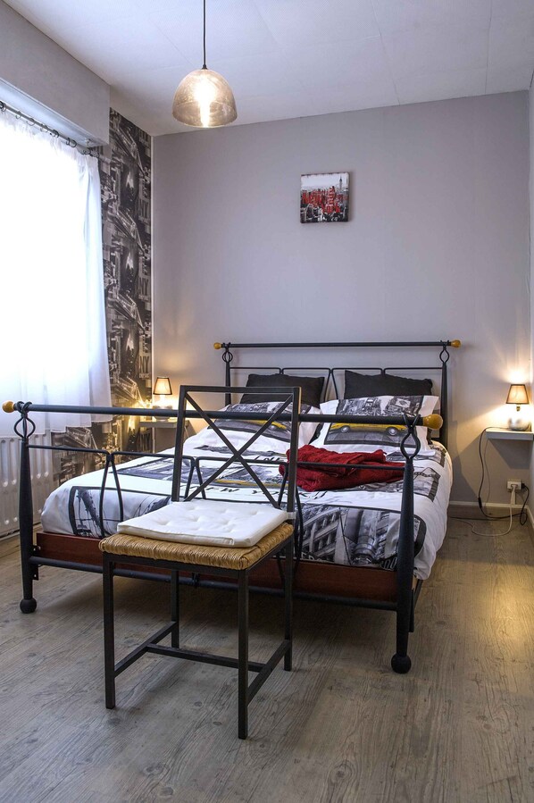 3 chambres, fer et planche Ă repasser, Wi-Fi, literie fournie