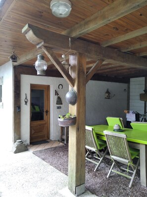 Ulkoruokailutilat