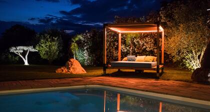 Villa Angel - Panoramic view with magnificent swimming pool and pool house