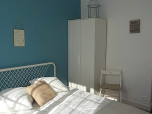 3 quartos, ferros/tábuas de passar roupa, Wi-Fi de cortesia