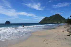 Beach nearby, sun-loungers