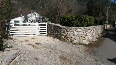 HOUSE IN THE HEART OF THE VALLEYS CEVENOLES large pool access