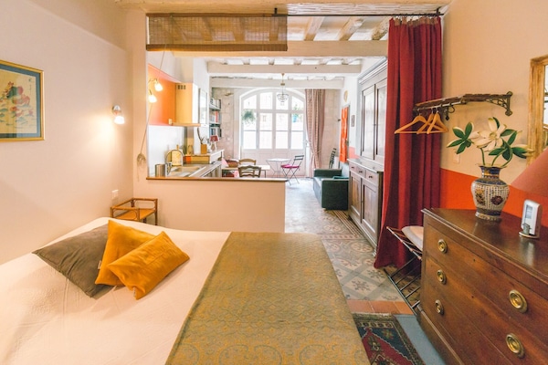 1 habitación, wifi y ropa de cama