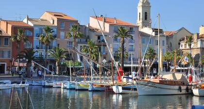 Ruhiges Apartment mit Meerblick an der Corniche des Baux