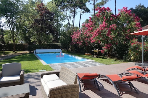 Villa à 600 m de la plage, piscine chauffée 9x4, classée 3*