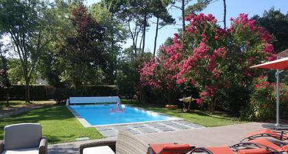 VILLA KLASSE 3 STERNE, JACUZZI, 500 M VOM MEER