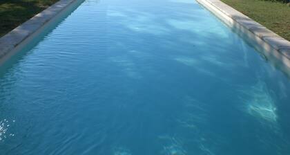 KLIMATISIERTES HAUS MIT POOL IN SALERNES 6 PERSONEN