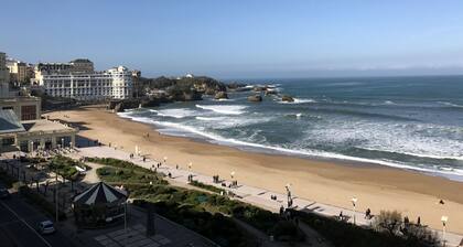 Apart 4 pers. with swimming pool and unbelievable view on ocean !