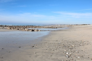 Platja a a prop 