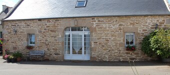 Vacation home between sea and countryside