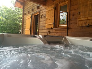 Bañera de hidromasaje exterior